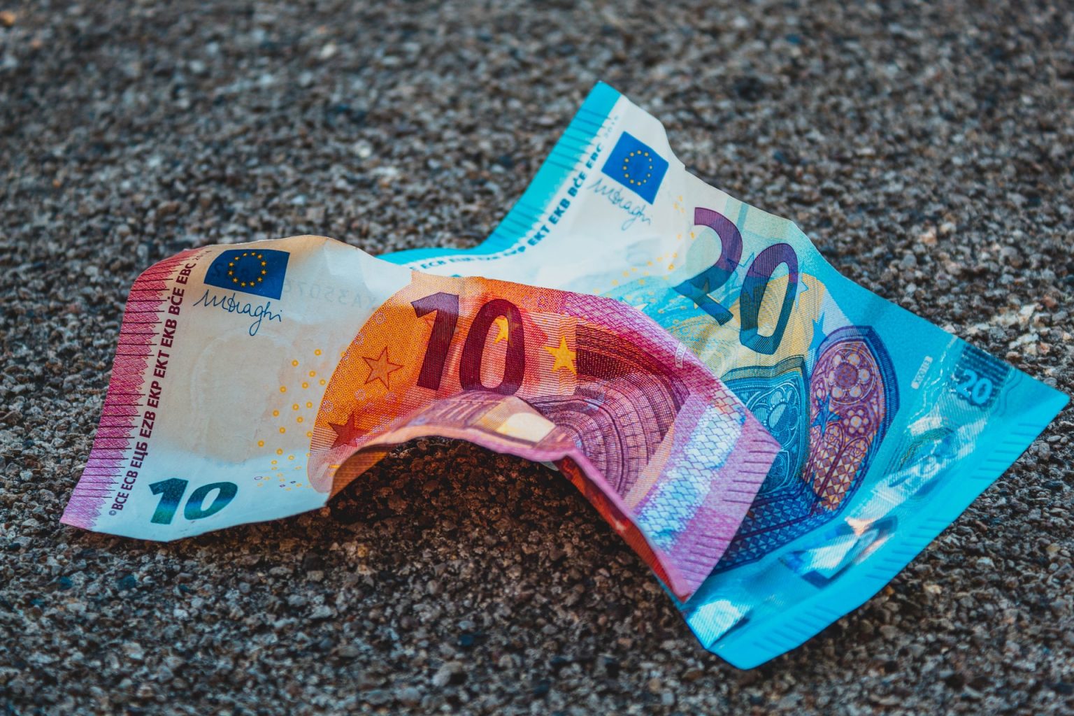Waar kan ik geld storten? - Blog over geldzaken