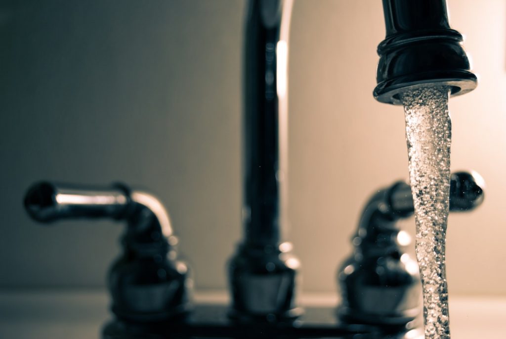 Koop een waterontharder en bespaar op je energiefactuur