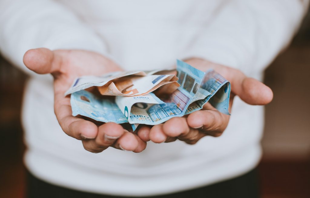 Wat moet je weten over schenken?